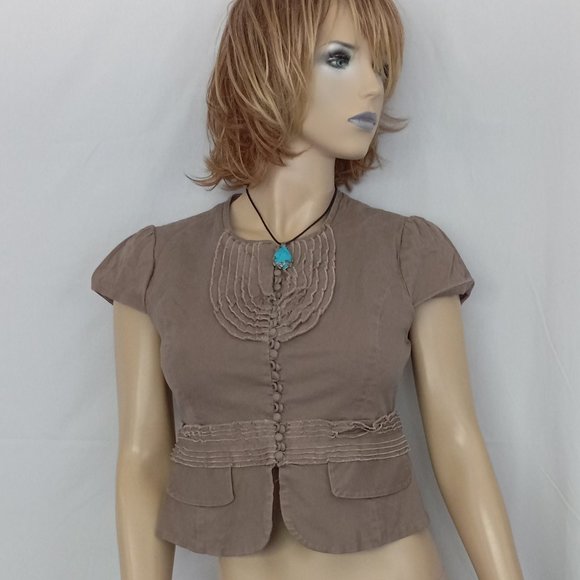 BCBGMaxAzria Jackets & Blazers - BCBG MAXAZRIA Brown Button Front Top Sz M CUTE!